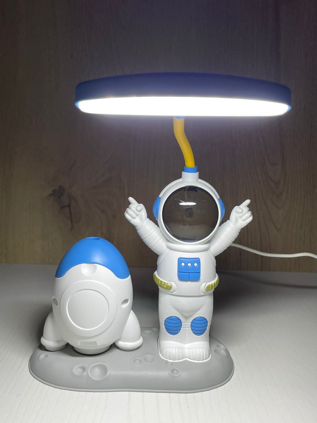 Gray helmet for bikers